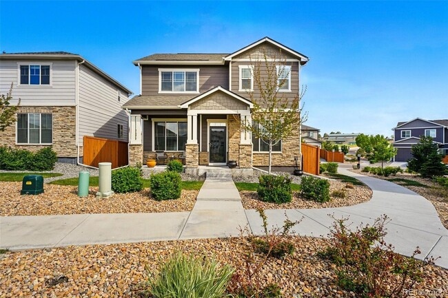property at 6833 Longpark Dr