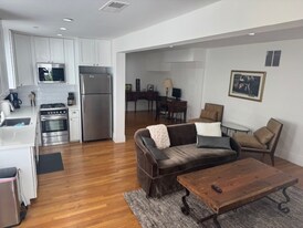 2141 Forest View Ave, Unit 1 in Hillsborough, CA - Building Photo