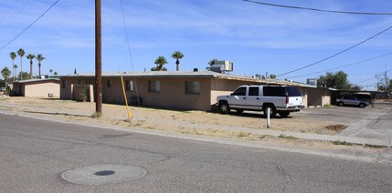 Mountain Manor (por) in Phoenix, AZ - Building Photo - Building Photo