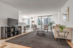 The Seasons Apartments in Bethesda, MD - Building Photo