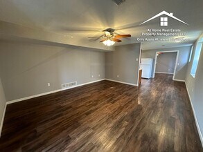 101 E 10th St in Fulton, MO - Building Photo - Building Photo