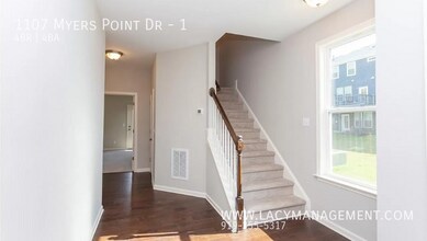1107 Myers Point Dr in Morrisville, NC - Foto de edificio - Building Photo