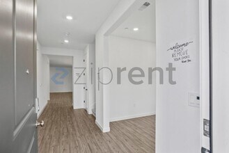 3284 Oak Trl Dr in Manteca, CA - Building Photo - Building Photo