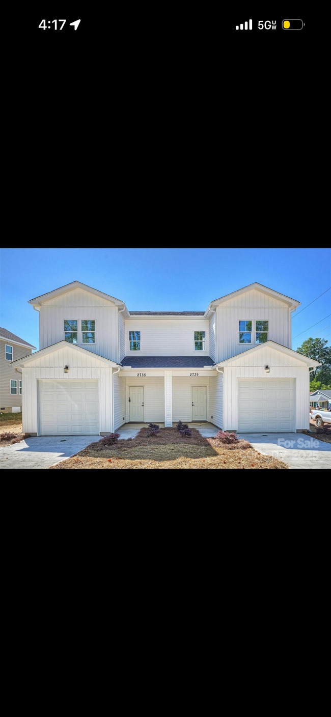 property at 2735 Primrose Ave