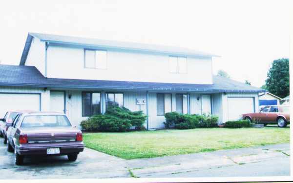 9029-9031 9th Pl SE in Everett, WA - Building Photo