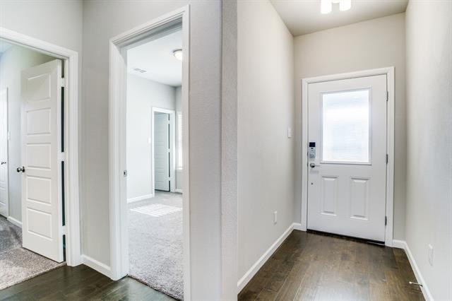 313 Ember Cir in Waxahachie, TX - Building Photo - Building Photo