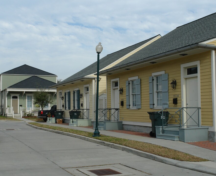 1931 JK Annunciation St in New Orleans, LA - Building Photo