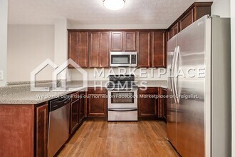 4157 Park Chase Dr in East Point, GA - Building Photo - Building Photo