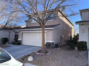 10031 Candle Canyon Ct in Las Vegas, NV - Building Photo - Building Photo
