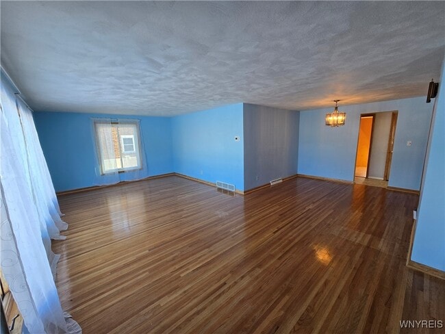 39 Lennox Ave in Buffalo, NY - Building Photo - Building Photo