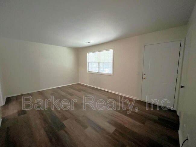7520 Stuart Dr in Raleigh, NC - Building Photo - Building Photo