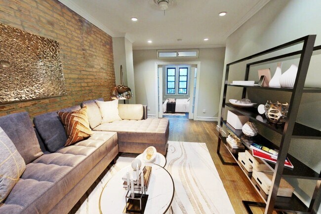 property at 529 E 6th St