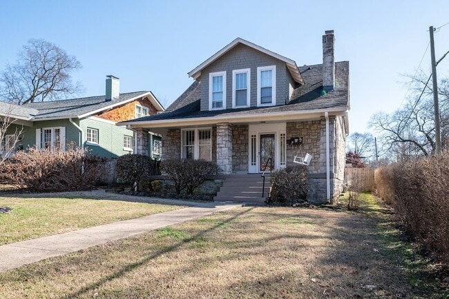 3735 Central Ave, Unit 01-2A in Nashville, TN - Foto de edificio - Building Photo