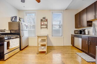 2735 N Magnolia Ave in Chicago, IL - Building Photo - Building Photo