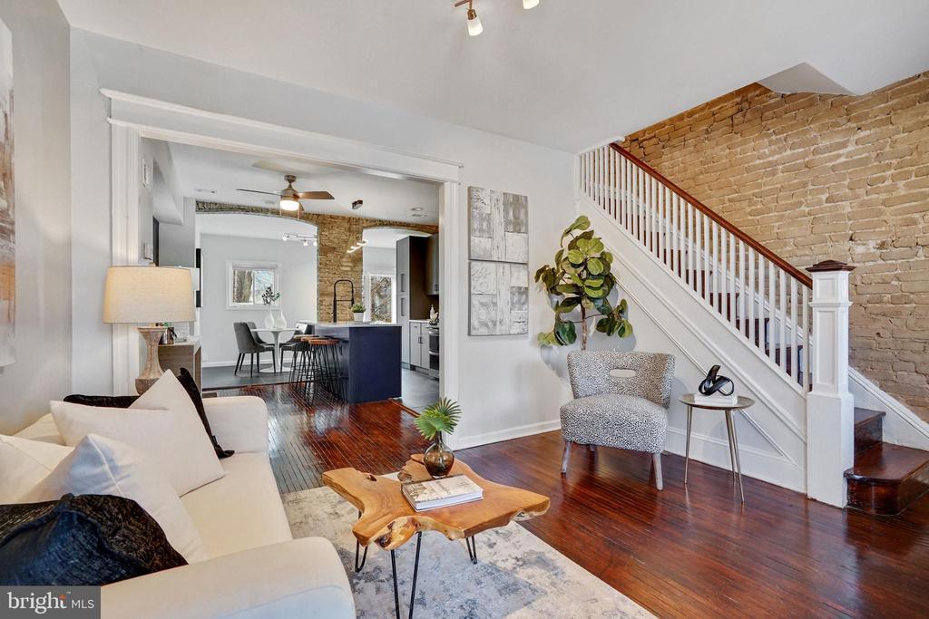 5232 5th St NW in Washington, DC - Building Photo