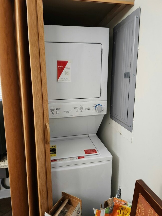 469 Panola Rd in Ellenwood, GA - Building Photo - Building Photo