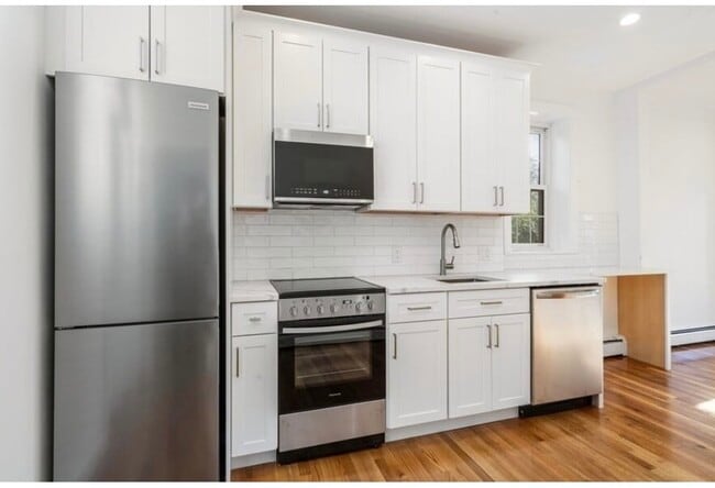 101 Rutherford Ave, Unit 101 Rutherford Ave Unit 2