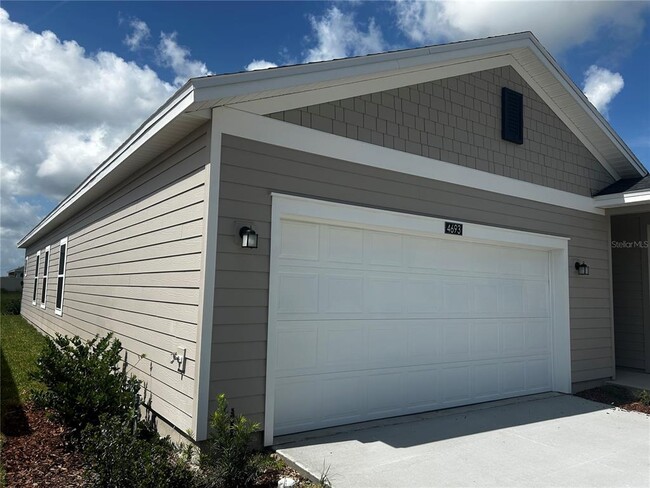 4693 SW 83rd Lp in Ocala, FL - Building Photo - Building Photo