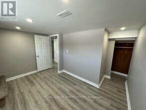 29 Frances Crescent in Toronto, ON - Building Photo - Building Photo