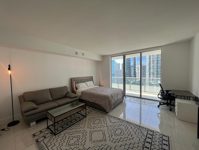 property at 1300 Brickell Bay Dr