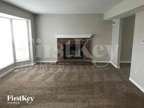 72 Gray Owl Garth Ct in St. Peters, MO - Building Photo - Building Photo