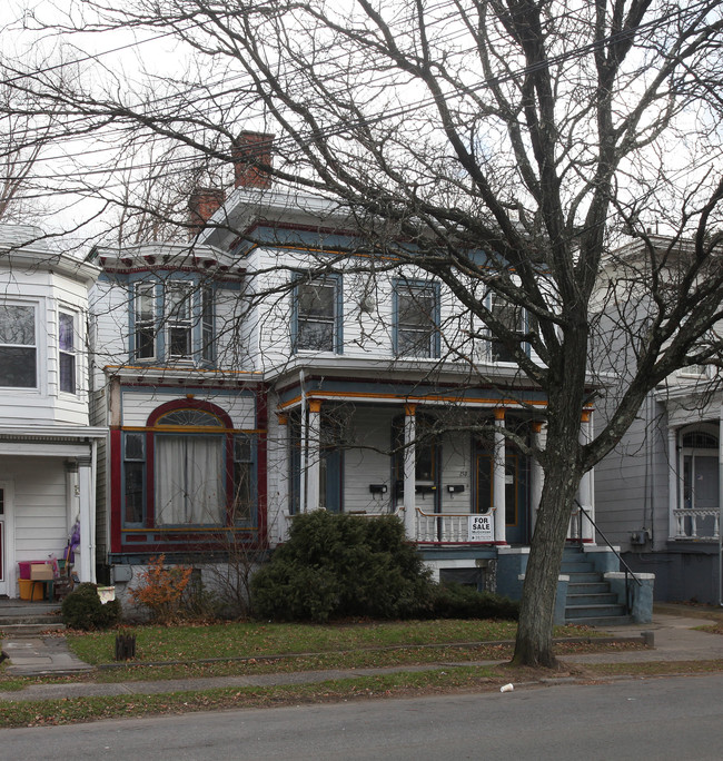 150 Fair St in Kingston, NY - Building Photo - Building Photo