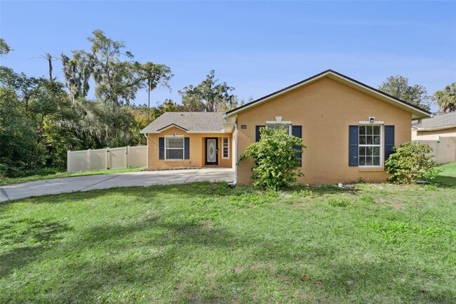 103 N Sparkman Ave in Orange City, FL - Building Photo - Building Photo