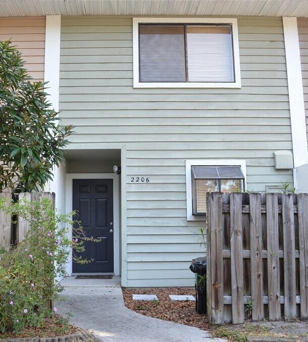 2206 SW 39 Dr in Gainesville, FL - Building Photo