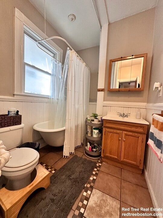 4 Montcalm Ave, Unit 2 in Boston, MA - Building Photo