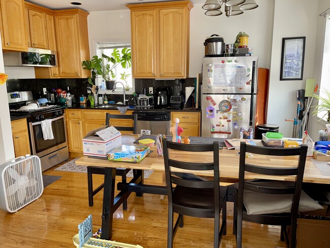 4207 161st St in Flushing, NY - Building Photo - Building Photo
