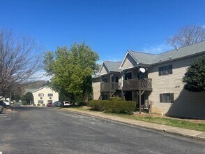 Nottingham in Greensboro, NC - Foto de edificio - Building Photo