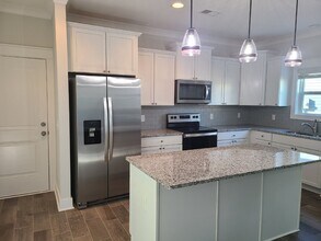 37 Mangrove St in Hilton Head Island, SC - Building Photo - Building Photo