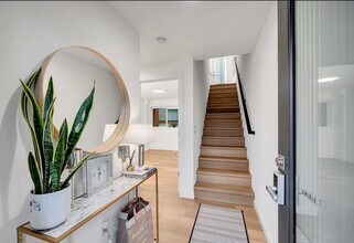 7512 43rd Ave S in Seattle, WA - Building Photo - Building Photo