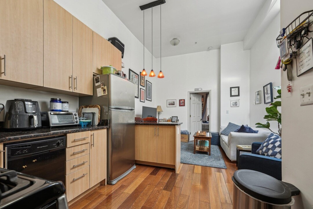 917 Willow Ave in Hoboken, NJ - Building Photo