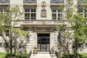 3400 N Lake Shore Dr in Chicago, IL - Foto de edificio - Building Photo