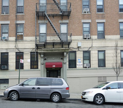 440 E 182nd St in Bronx, NY - Foto de edificio - Building Photo