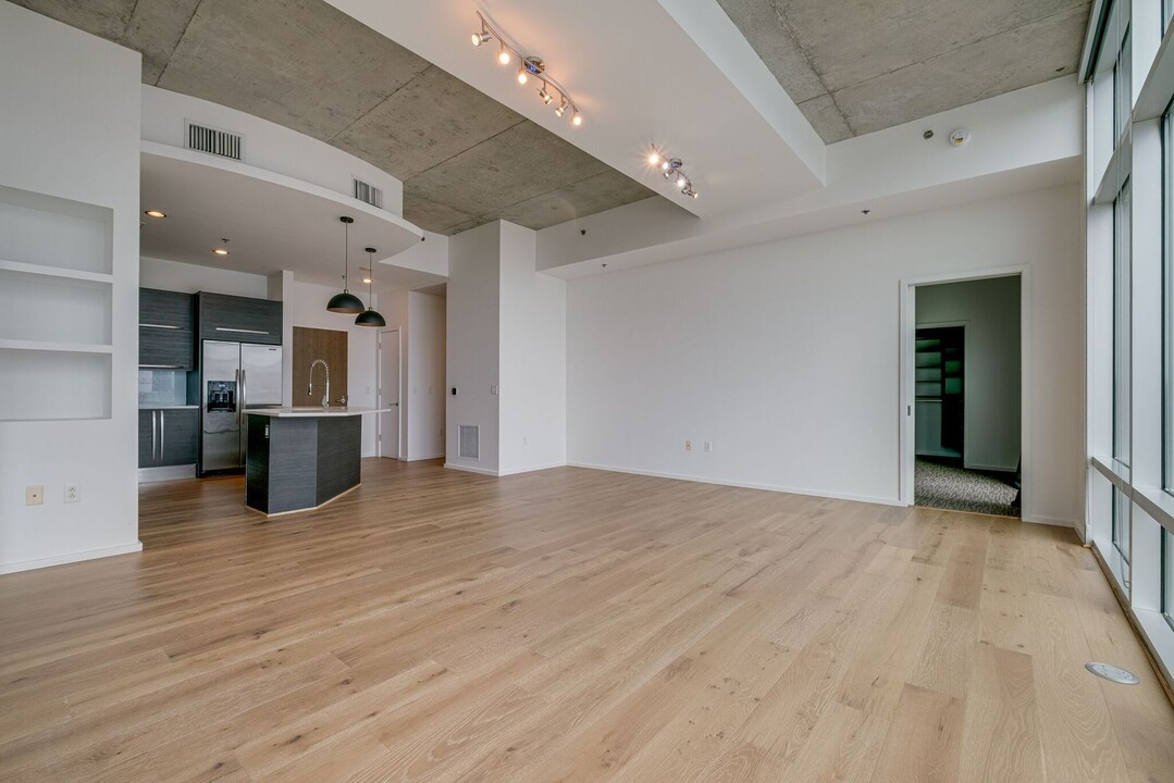 700 12th Ave S in Nashville, TN - Building Photo
