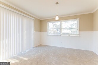 5082 Womack Ave in Acworth, GA - Foto de edificio - Building Photo