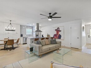 3601 Ambleside Dr in Austin, TX - Building Photo - Building Photo