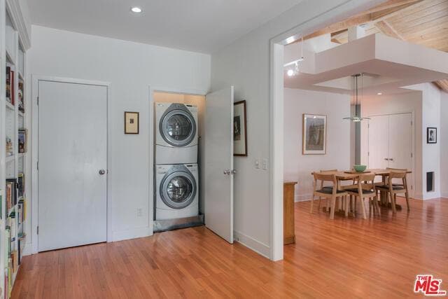 4111 Allott Ave in Los Angeles, CA - Building Photo - Building Photo