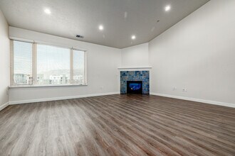 Axis@739 in Salt Lake City, UT - Foto de edificio - Interior Photo