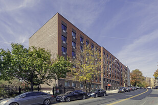 2501 Sedgwick Ave Apartments