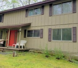 4152 Satuit Ln, Unit 3 in Rhinelander, WI - Building Photo - Building Photo