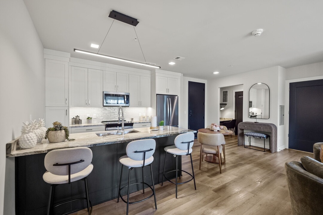 The Hazelton in Royal Oak, MI - Building Photo