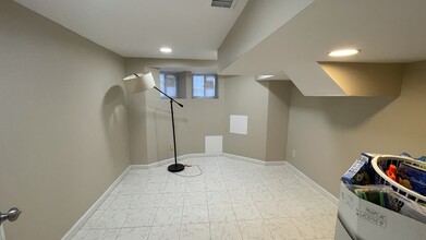 15 N 7th St, Unit 2 in Newark, NJ - Building Photo - Building Photo