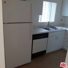 2432 Colby Ave in Los Angeles, CA - Building Photo - Building Photo
