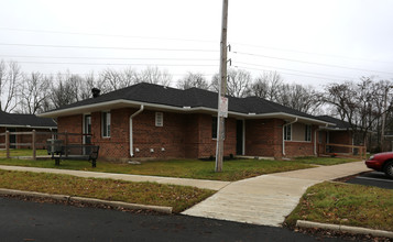 Meadows of Martindale in Englewood, OH - Building Photo - Building Photo