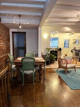 8 Lefferts Pl, Unit Apt #1 in Brooklyn, NY - Foto de edificio - Building Photo