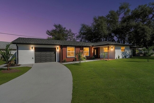 1797 Birch Dr in Venice, FL - Foto de edificio - Building Photo