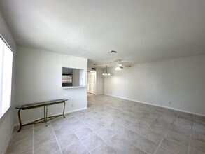 72 Canterbury C in West Palm Beach, FL - Building Photo - Building Photo